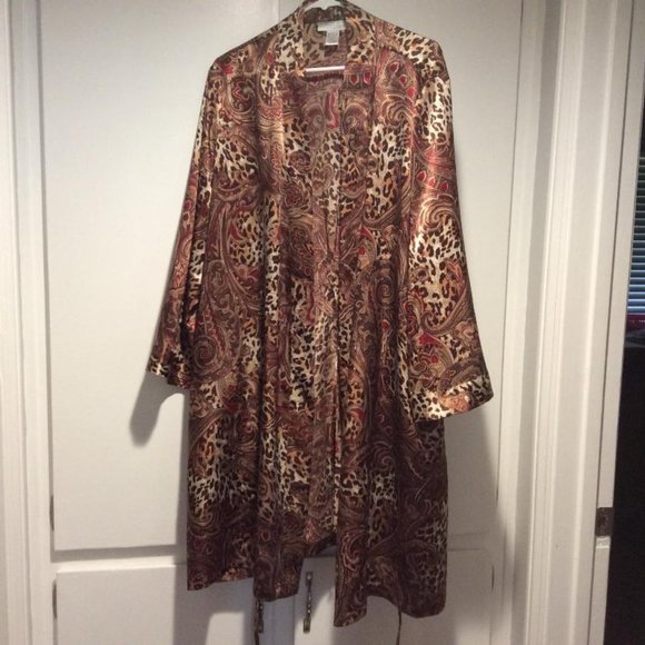 Morgan Taylor Intimates 2X Satiny Kimono robe NWOT - Picture 7 of 7